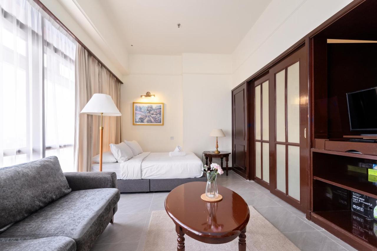Luxhouz Suites At Times Square 吉隆坡 外观 照片