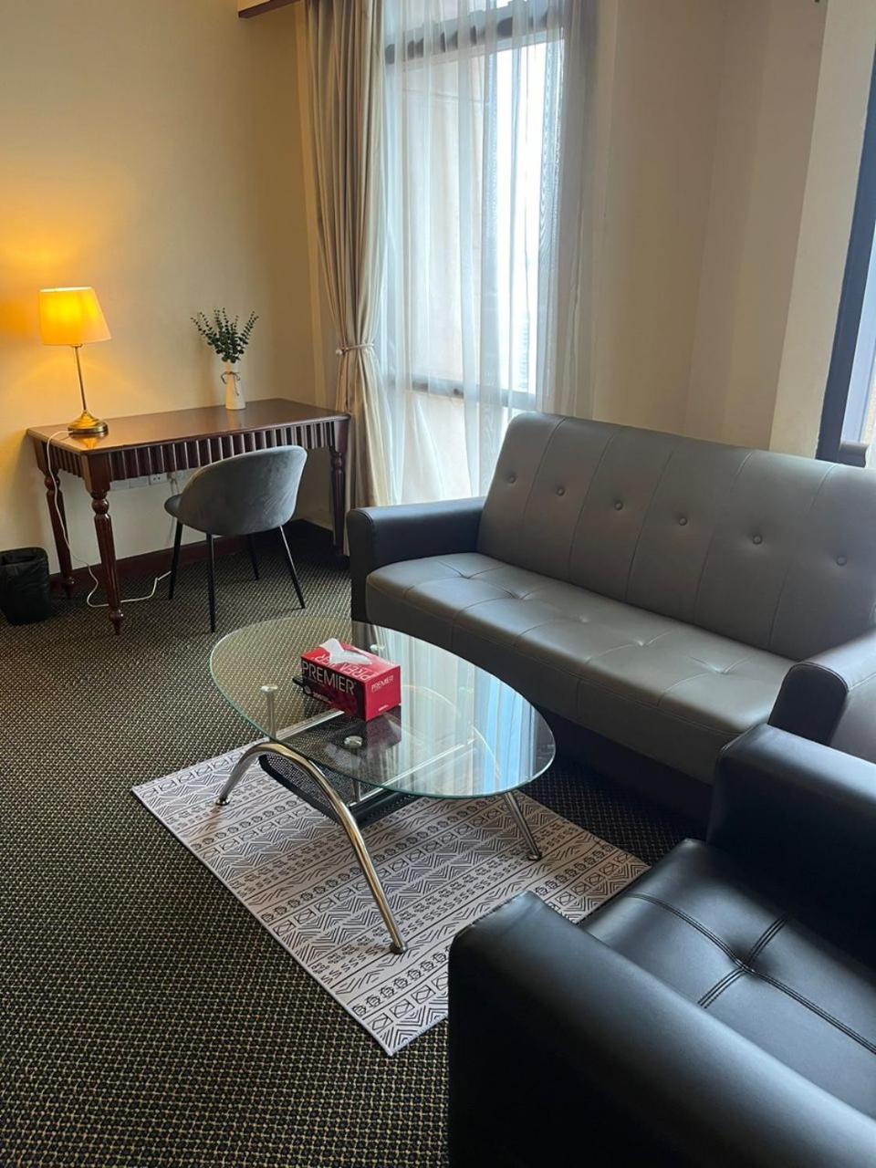 Luxhouz Suites At Times Square 吉隆坡 客房 照片