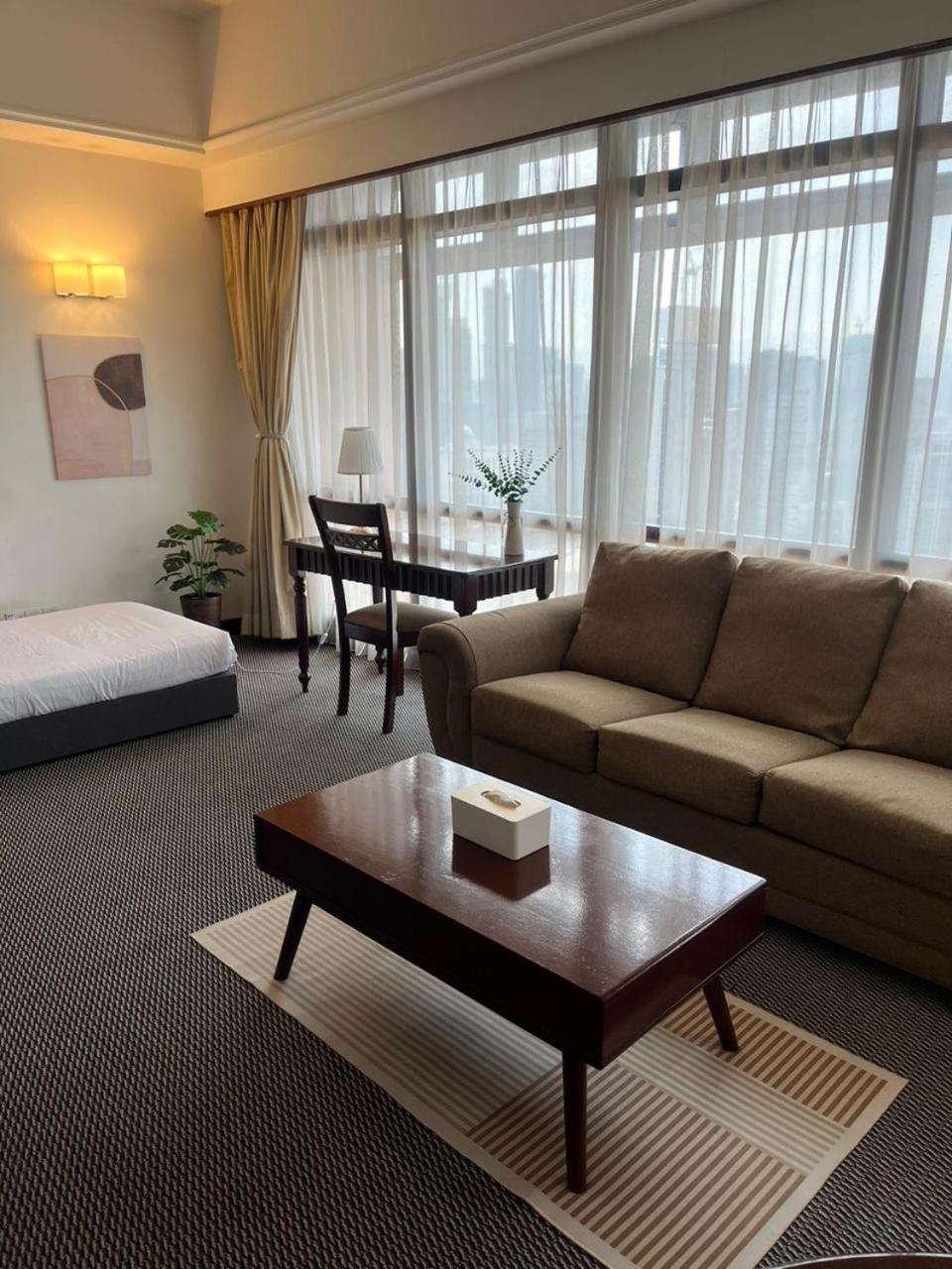 Luxhouz Suites At Times Square 吉隆坡 外观 照片