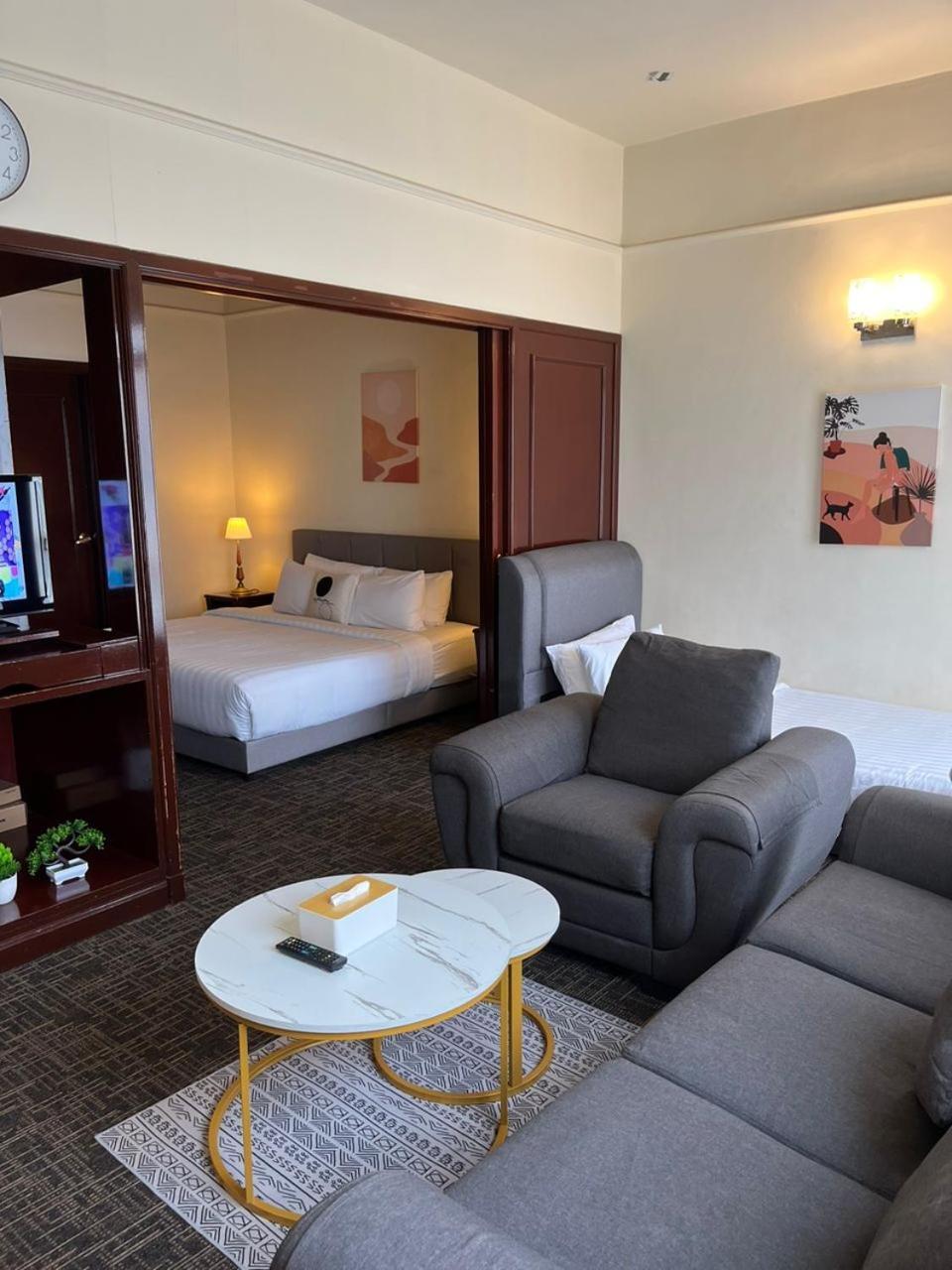Luxhouz Suites At Times Square 吉隆坡 外观 照片