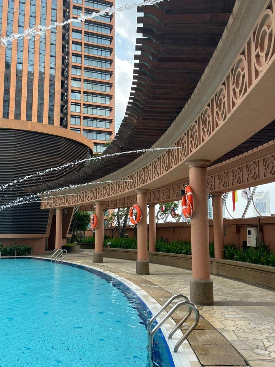 Luxhouz Suites At Times Square 吉隆坡 外观 照片